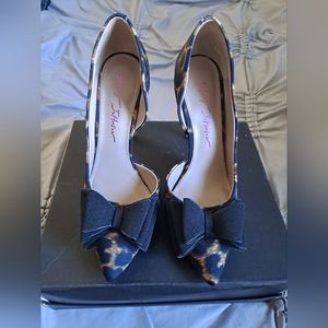 Betsey Johnson Prince-P Leopard 5.5 Heels